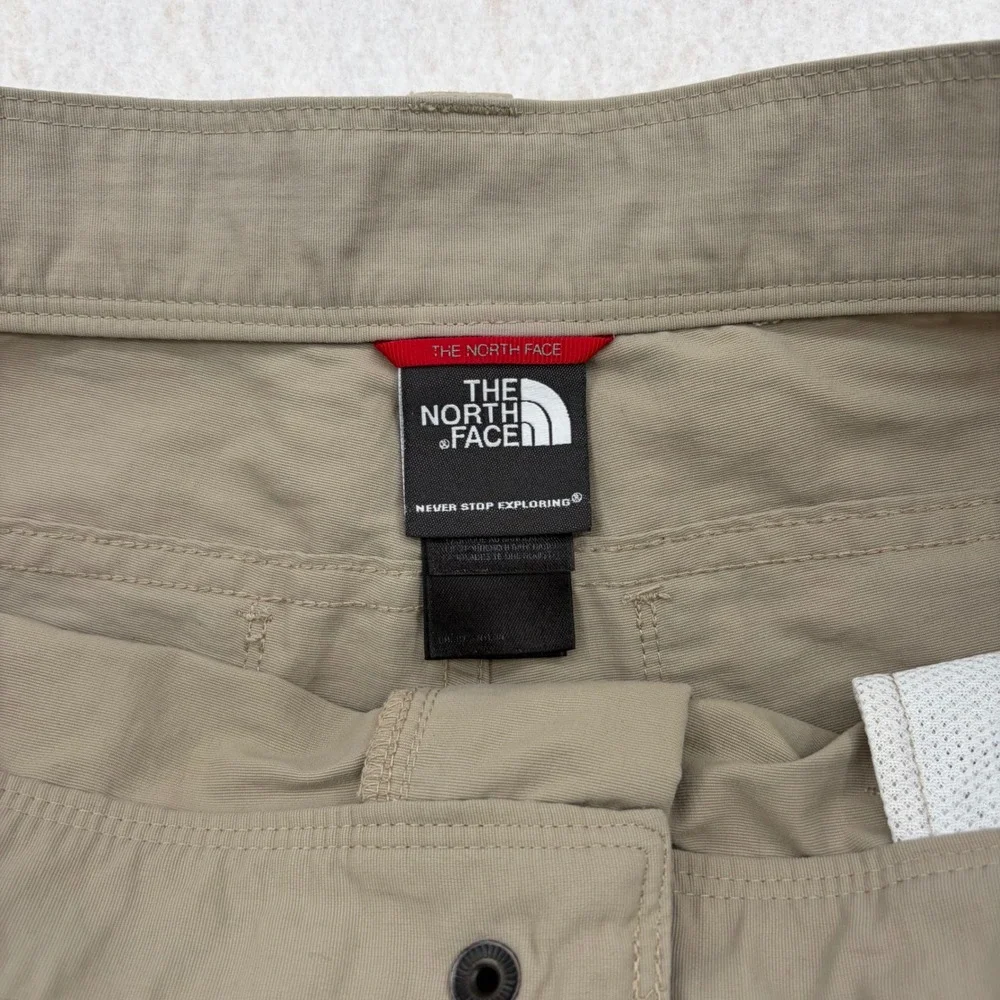The North Face Mens Paramount Peak Hiking Shorts Tan Khaki Nylon Size 38